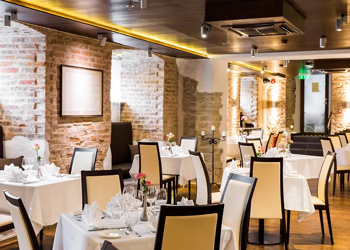 塔林沃斯达克贝格酒店 4*