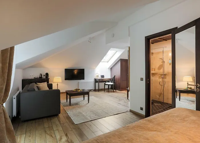 The Von Stackelberg Hotell